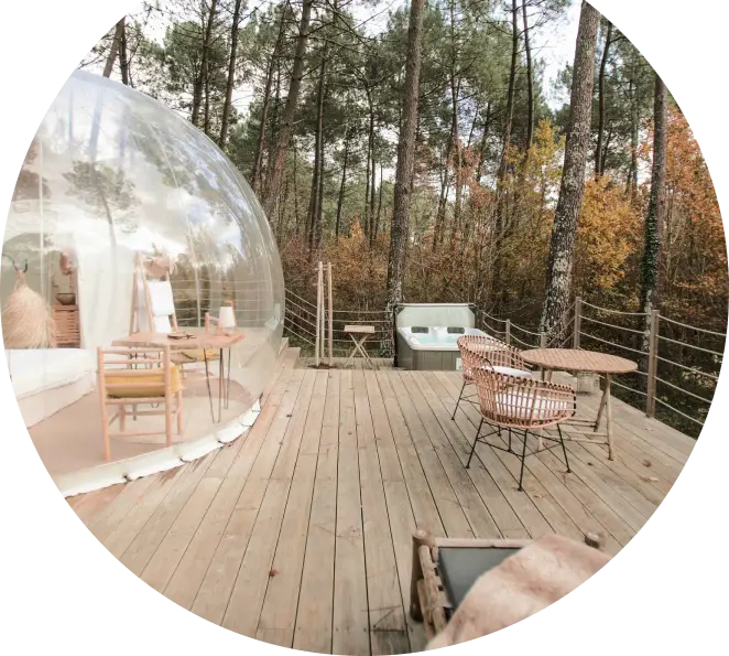 unique
Séjour en bulle avec vue sur la nature et jacuzzi privatif à Saint-Émilion
Bulles